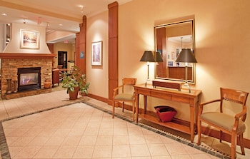 Staybridge Suites O'fallon Chesterfield By Ihg,Near Weldon Spring Site Interpretive Center,3 star