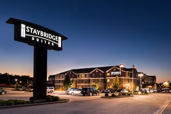 Staybridge Suites O'fallon Chesterfield By Ihg,Near Weldon Spring Site Interpretive Center,3 star