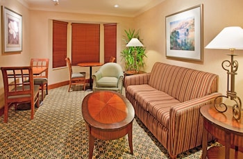 Staybridge Suites O'fallon Chesterfield By Ihg,Near Weldon Spring Site Interpretive Center,3 star
