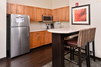Staybridge Suites O'fallon Chesterfield By Ihg,Near Weldon Spring Site Interpretive Center,3 star