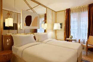 le belgrand hotel paris champs elysees tapestry by hilton