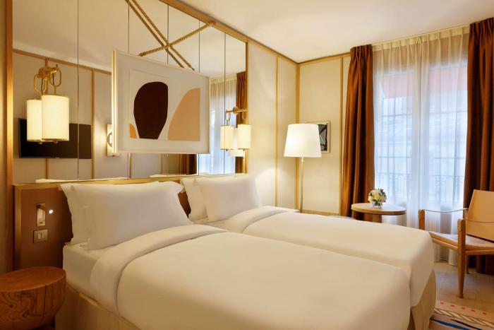 le belgrand hotel paris champs elysees tapestry by hilton