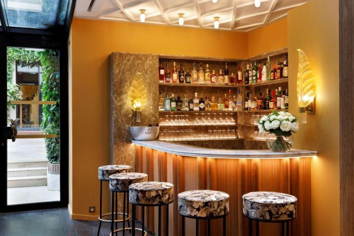 le belgrand hotel paris champs elysees tapestry by hilton