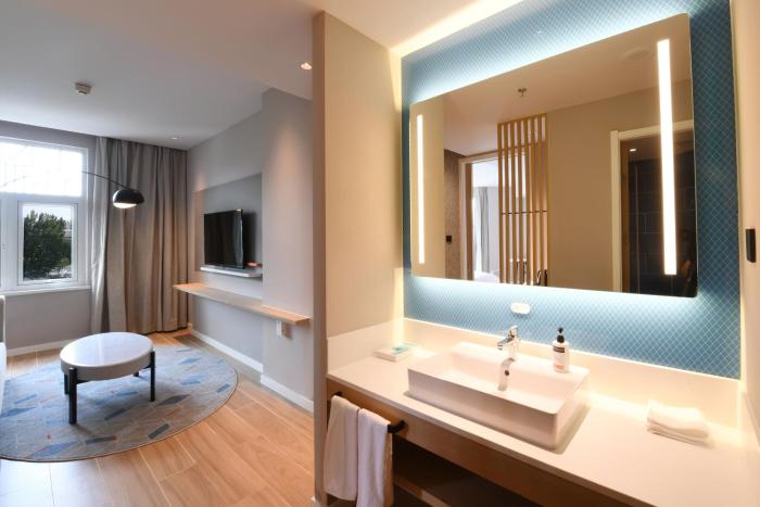 holiday inn express tianjin binhai an ihg hotel