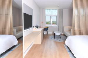 holiday inn express tianjin binhai an ihg hotel