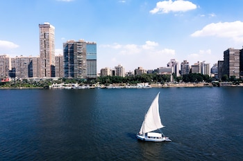Holiday Inn Hotel & Suites Cairo Maadi, An Ihg Hotel,,5 star