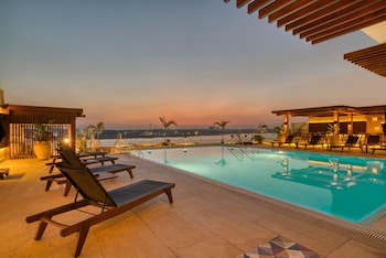 Holiday Inn Hotel & Suites Cairo Maadi, An Ihg Hotel,,5 star