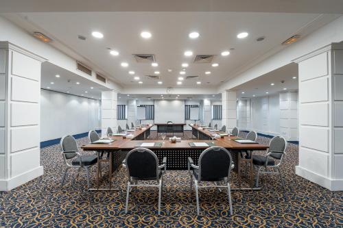 holiday inn hotel and suites cairo maadi an ihg hotel