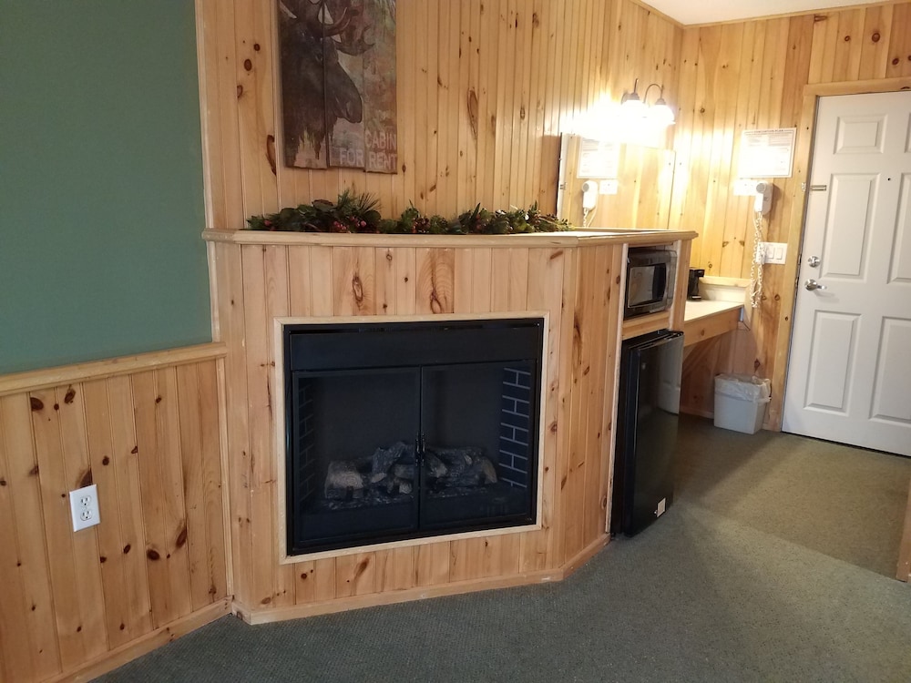 vacation land inn and suites