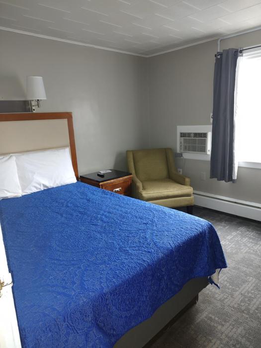 vacation land inn and suites