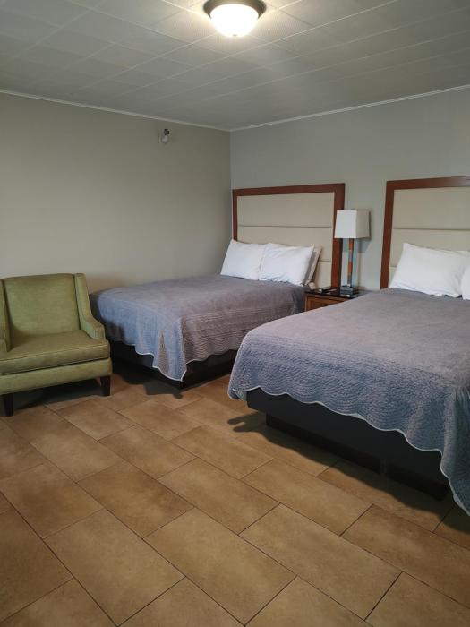 vacation land inn and suites