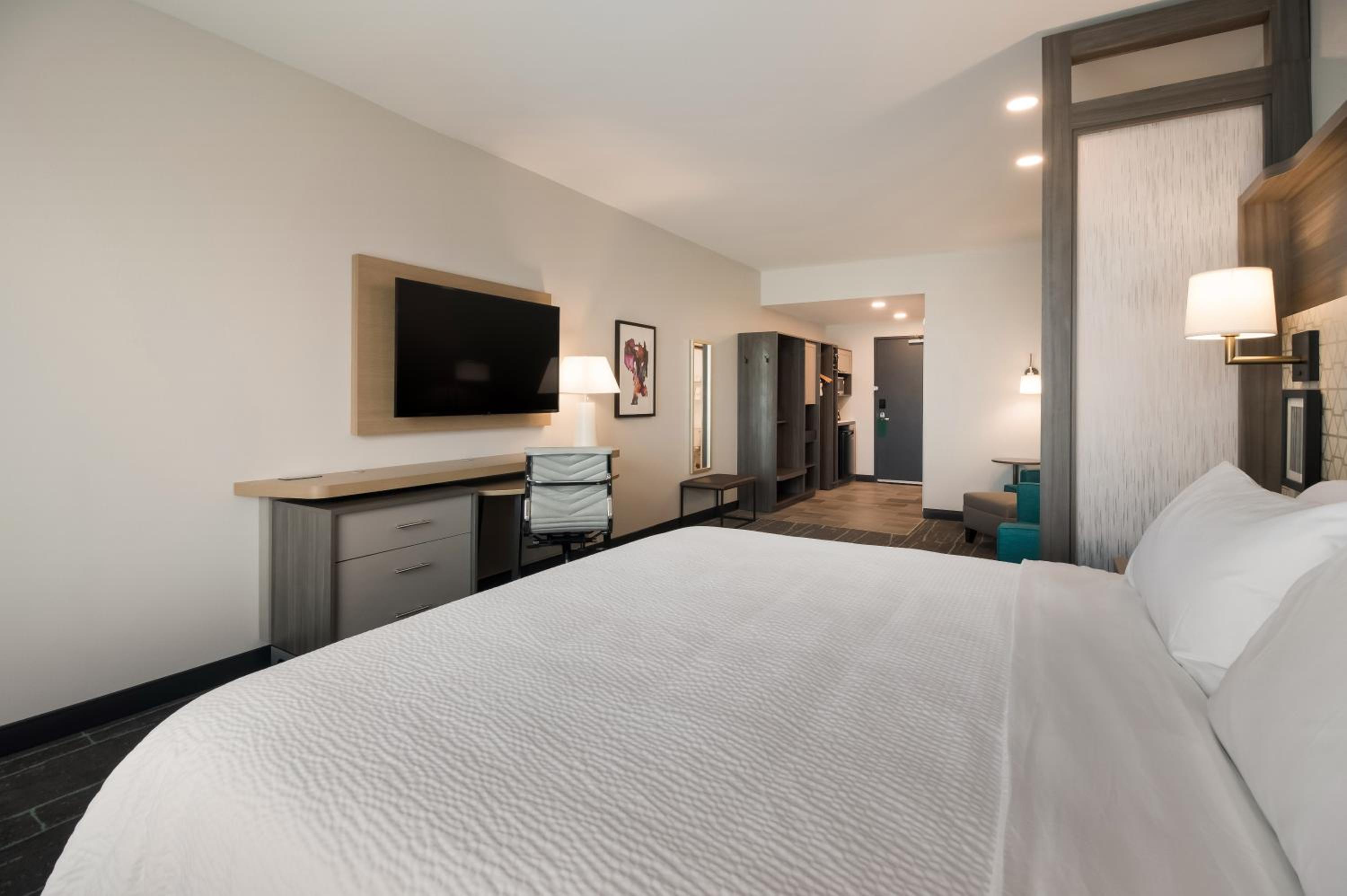 holiday inn suites mt juliet nashville area
