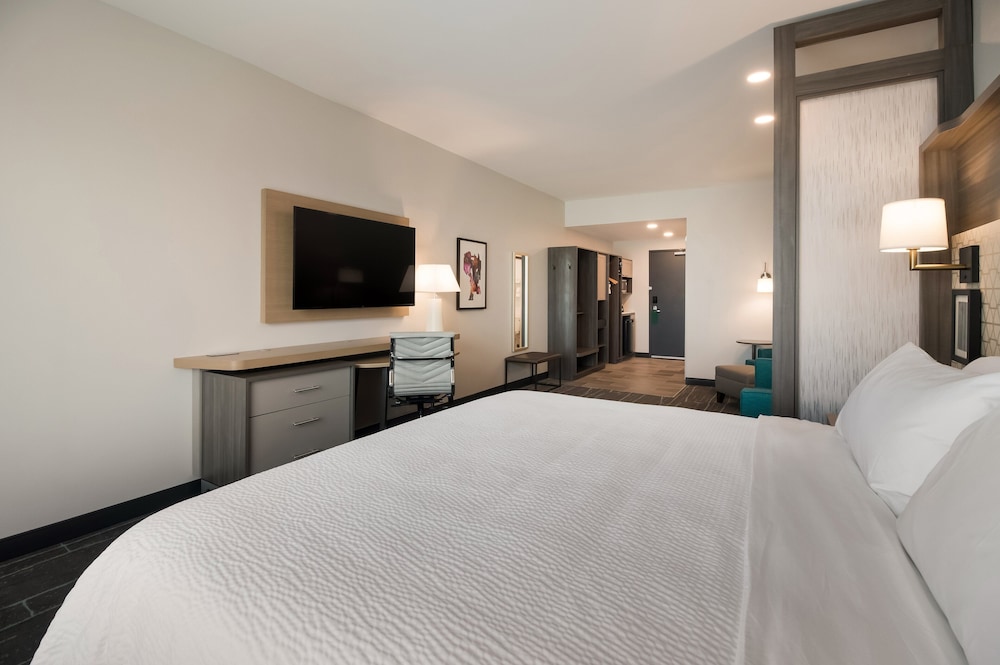 holiday inn suites mt juliet nashville area