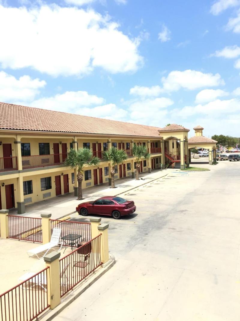 Boca Chica Inn & Suites Brownsville,Cameron>>Brownsville,2 star