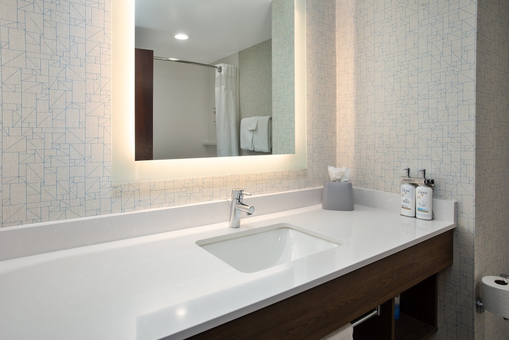holiday inn express and suites rochester webster by ihg