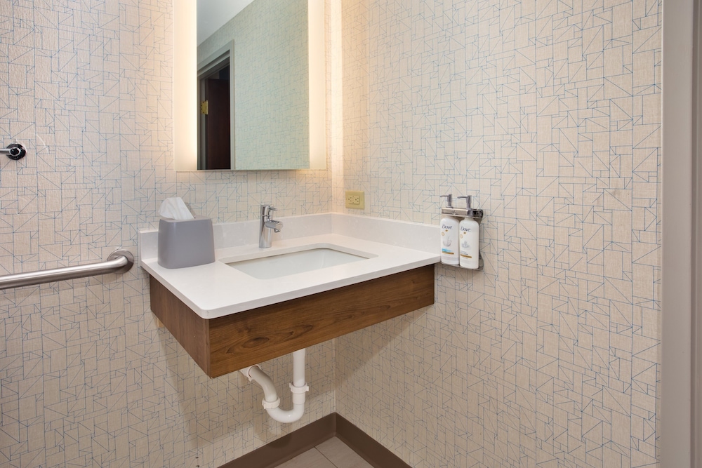 holiday inn express and suites rochester webster by ihg
