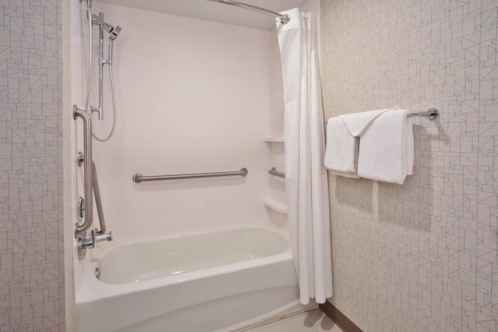 holiday inn express and suites rochester webster by ihg