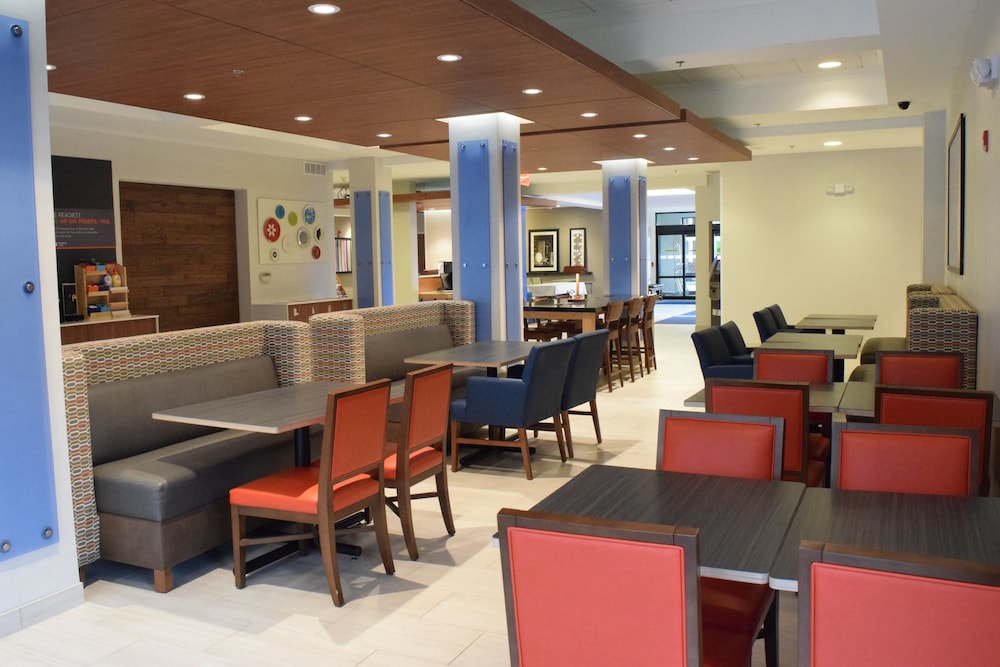 holiday inn express and suites rochester webster by ihg