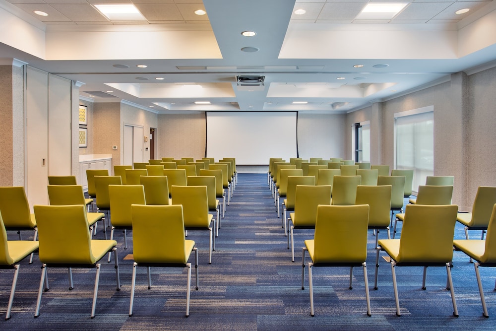 holiday inn express and suites rochester webster by ihg