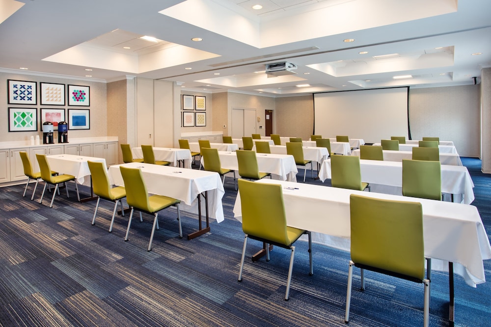 holiday inn express and suites rochester webster by ihg