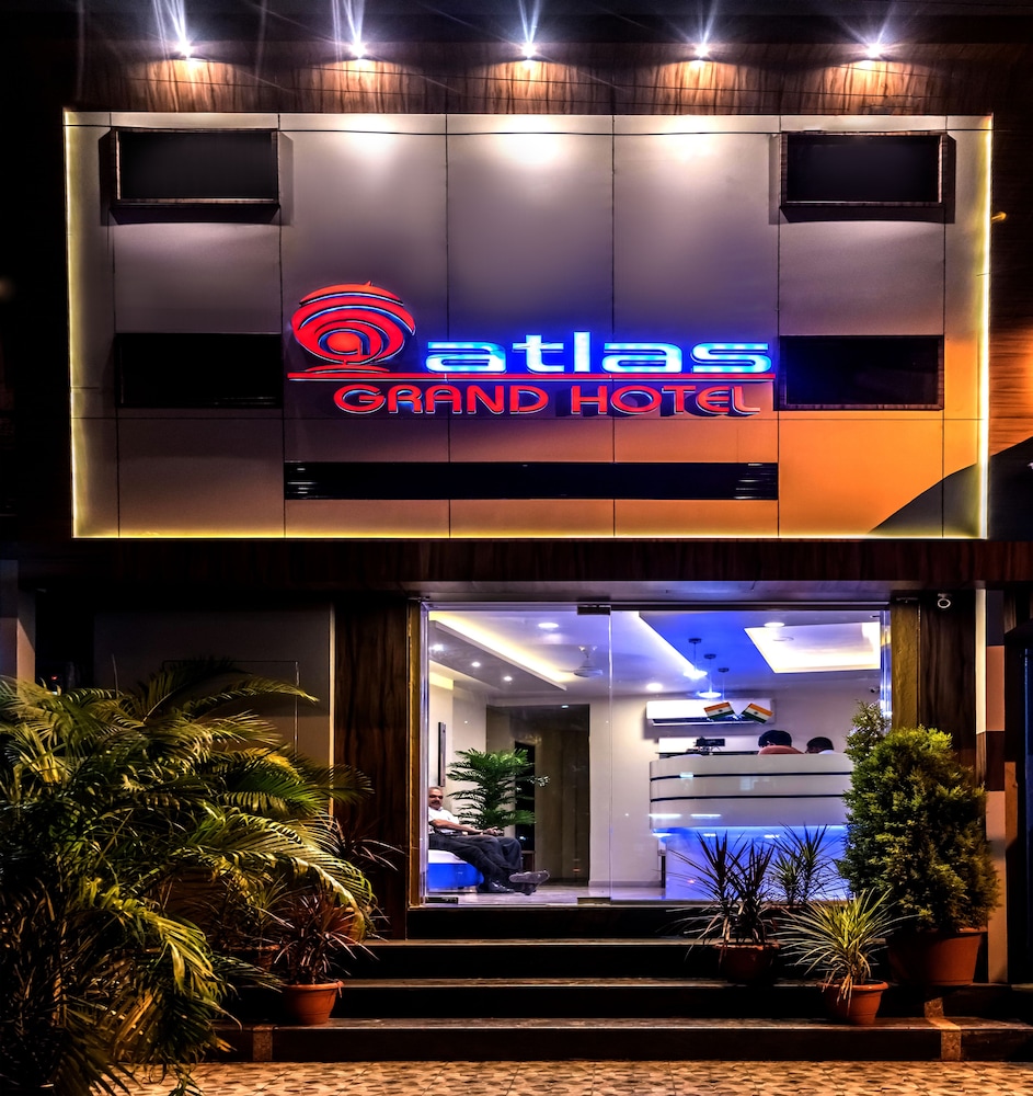 hotel atlas grand