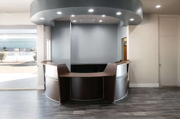 Red Lion Inn & Suites Tucson Downtown,,3 star