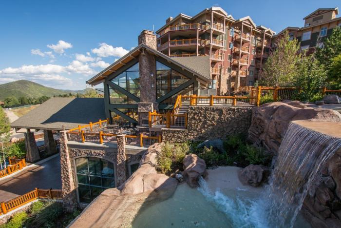 canyons village condos by all seasons resort lodging