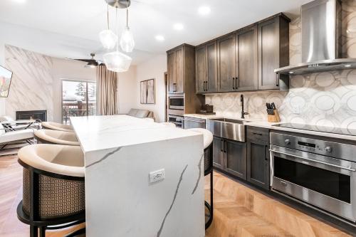 canyons village condos by all seasons resort lodging