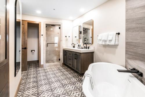 canyons village condos by all seasons resort lodging