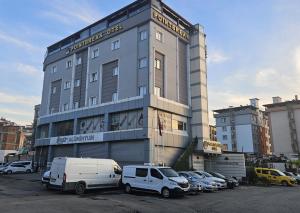 pointbreak hotel