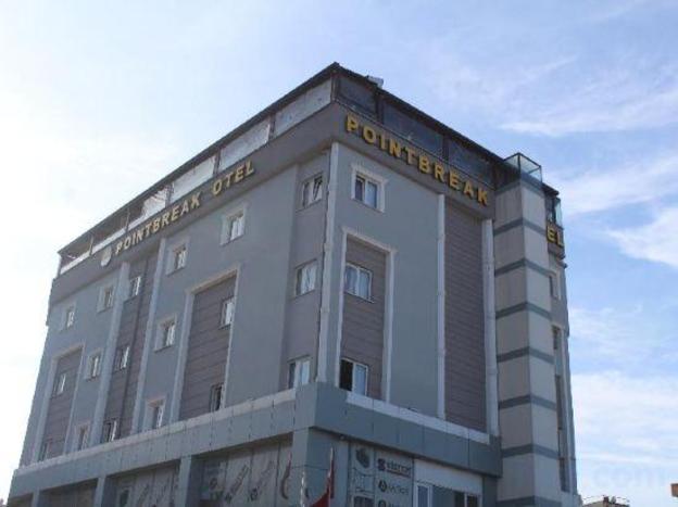pointbreak hotel