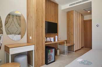 rammos hotel