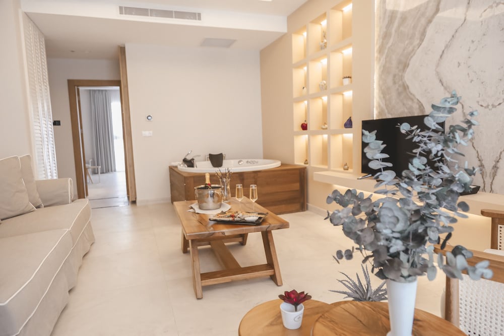 rammos hotel