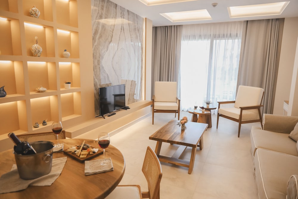 rammos hotel