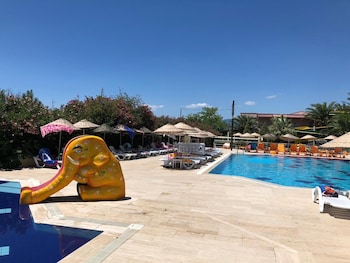 afytos oren park mtk