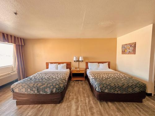 econo lodge lordsburg i 10