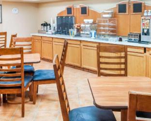 econo lodge lordsburg i 10