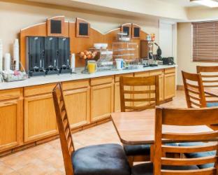 econo lodge lordsburg i 10