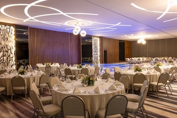 gran hotel expo guadalajara by hnf
