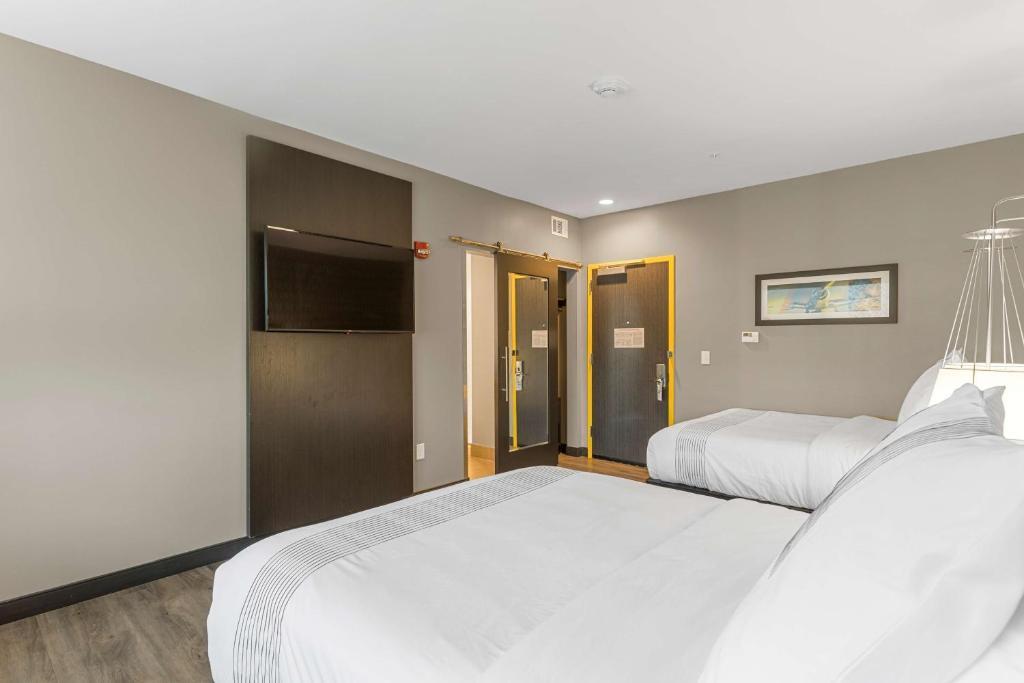 glo best western pooler savannah airport hotel