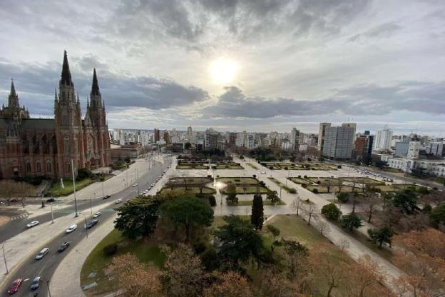 dazzler by wyndham la plata