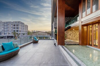 orion hotel and residence