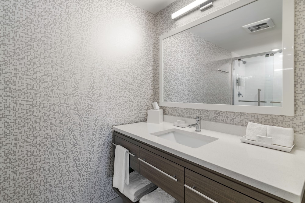 home2 suites by hilton bangor