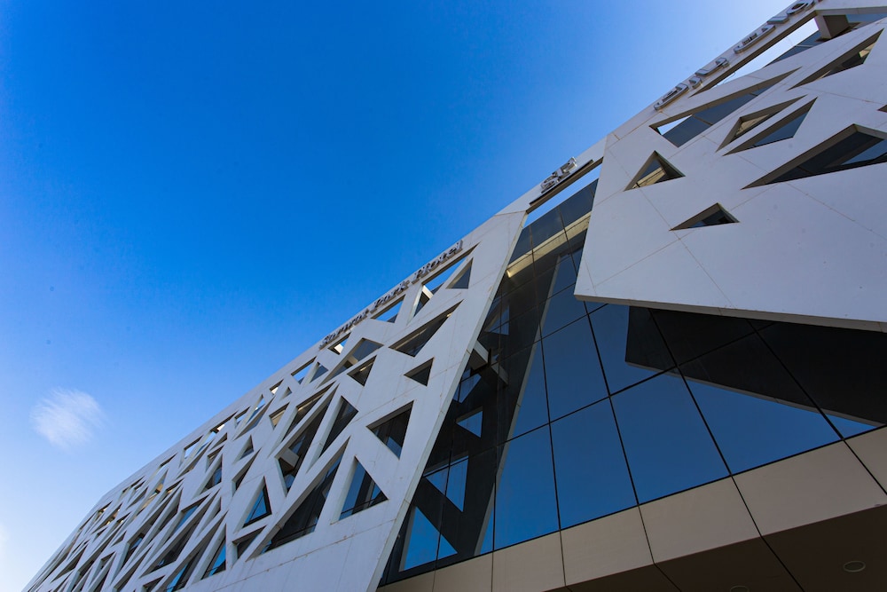 sarwat park hotel riyadh