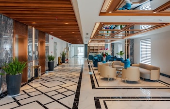 the tahiti beach hotel