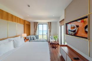 the tahiti beach hotel