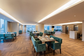 hdb hotel financal district