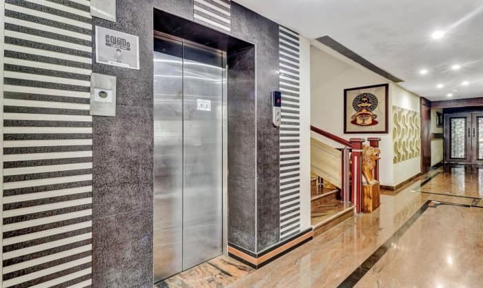 treebo symphony hotels and resorts angamally