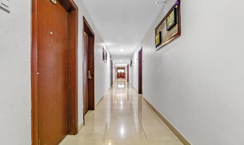 treebo symphony hotels and resorts angamally