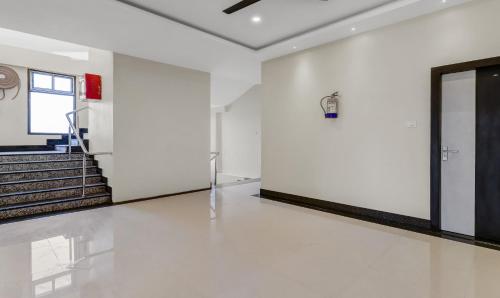 treebo hotel mobi vip airport